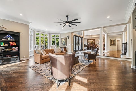 Tiny photo for 3001 Glen Eagles Court, St. Charles, IL 60174 (MLS # 12751400)