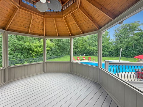 Tiny photo for 3001 Glen Eagles Court, St. Charles, IL 60174 (MLS # 12751400)