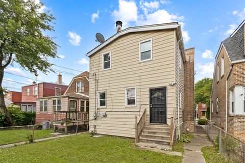 Tiny photo for 10437 S Eberhart Avenue, Chicago, IL 60628 (MLS # 12527363)