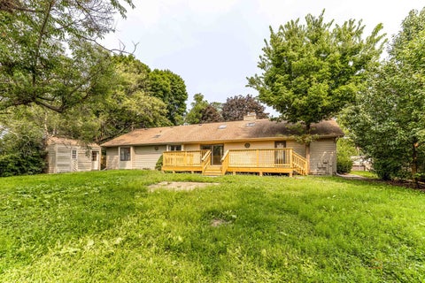 Tiny photo for 300 6th Street, Wheeling, IL 60090 (MLS # 12757518)