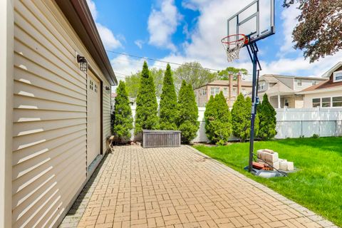Tiny photo for 1746 N Nagle Avenue, Chicago, IL 60707 (MLS # 12632303)