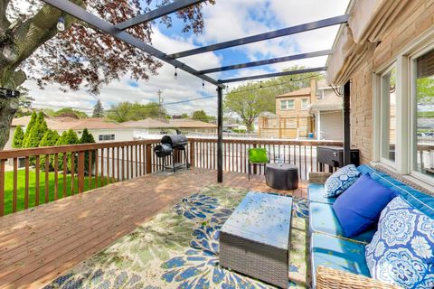 Tiny photo for 1746 N Nagle Avenue, Chicago, IL 60707 (MLS # 12632303)