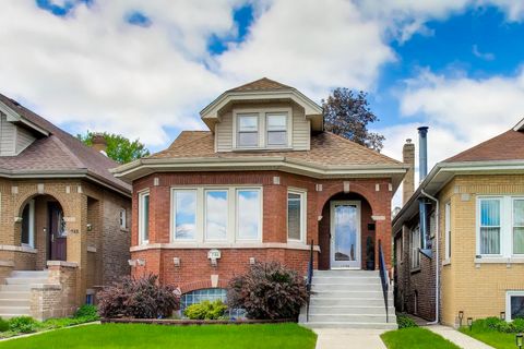 Photo of 1746 N Nagle Avenue, Chicago, IL 60707 (MLS # 12632303)
