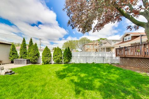 Tiny photo for 1746 N Nagle Avenue, Chicago, IL 60707 (MLS # 12632303)