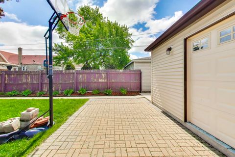 Tiny photo for 1746 N Nagle Avenue, Chicago, IL 60707 (MLS # 12632303)