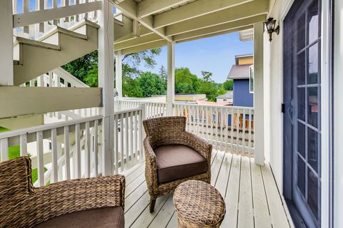 Tiny photo for 2609 Eisenhower Drive, Des Plaines, IL 60018 (MLS # 12497735)