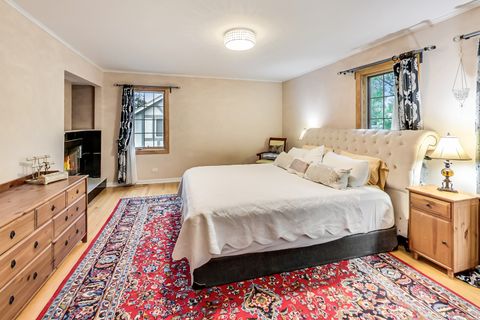 Tiny photo for 2609 Eisenhower Drive, Des Plaines, IL 60018 (MLS # 12497735)