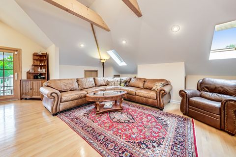 Tiny photo for 2609 Eisenhower Drive, Des Plaines, IL 60018 (MLS # 12497735)