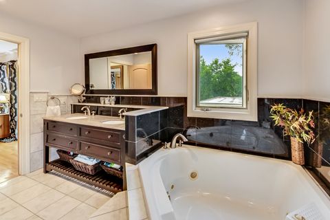 Tiny photo for 2609 Eisenhower Drive, Des Plaines, IL 60018 (MLS # 12497735)