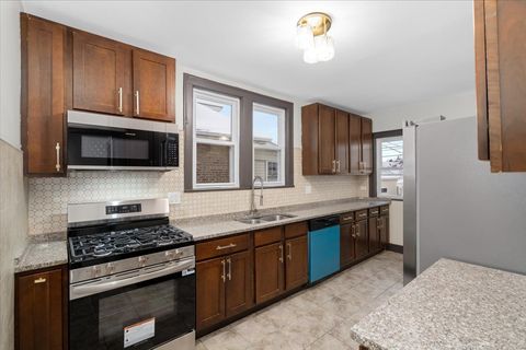 Tiny photo for 602 S 21st Avenue, Maywood, IL 60153 (MLS # 12527583)