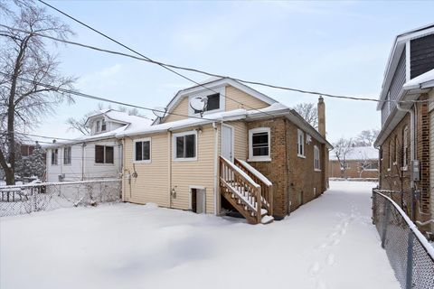 Tiny photo for 602 S 21st Avenue, Maywood, IL 60153 (MLS # 12527583)