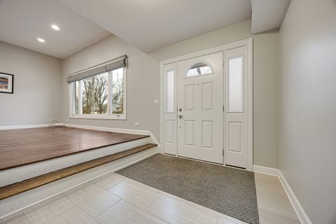 Tiny photo for 1811 AZALEA Lane, Mount Prospect, IL 60056 (MLS # 12592861)