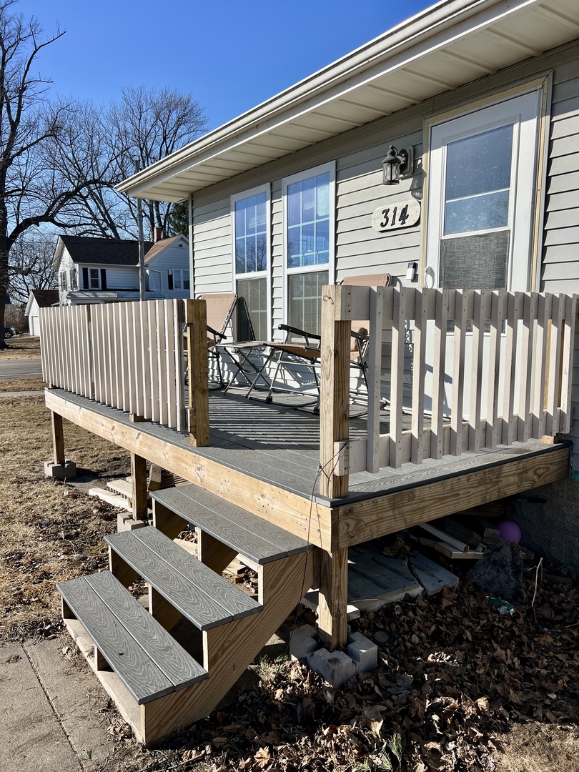 314 W Cherokee Avenue