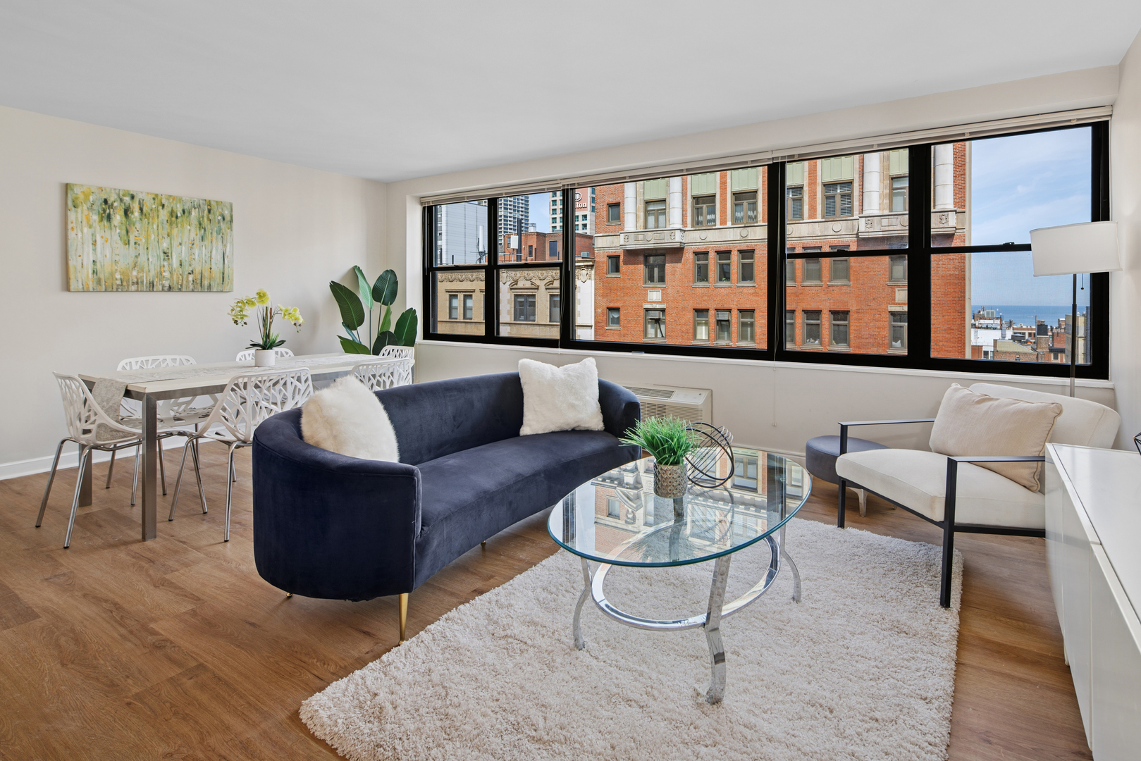 850 N Dewitt Place 18G