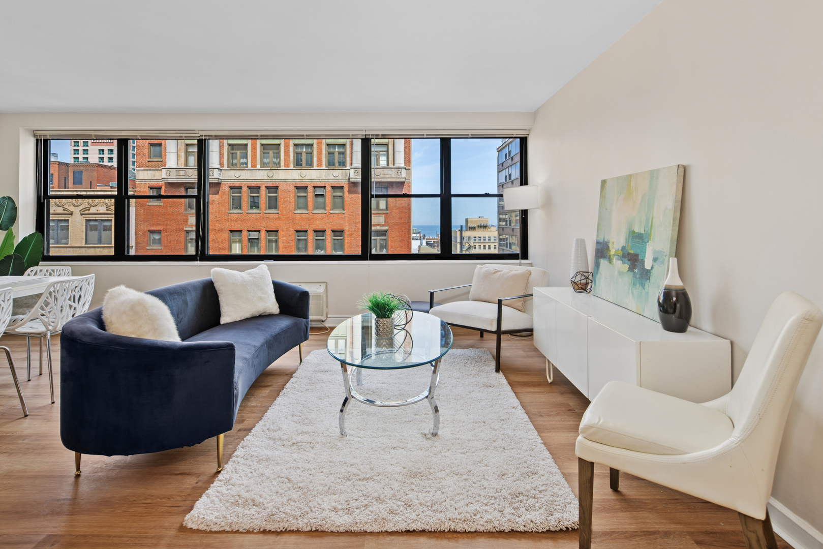 850 N Dewitt Place 18G