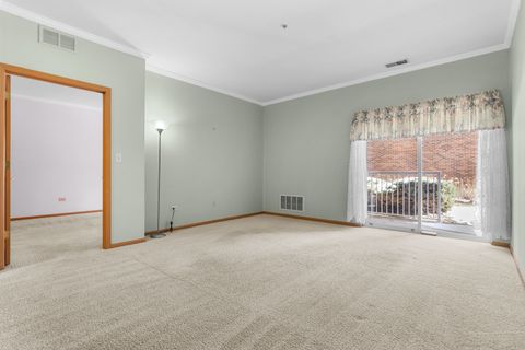 Tiny photo for 801 N McLean Boulevard #124, Elgin, IL 60123 (MLS # 12596918)