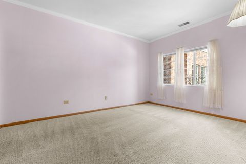 Tiny photo for 801 N McLean Boulevard #124, Elgin, IL 60123 (MLS # 12596918)