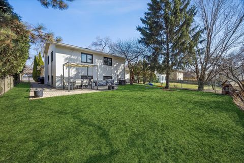 Tiny photo for 5312 HOWARD Avenue, Western Springs, IL 60558 (MLS # 12588221)