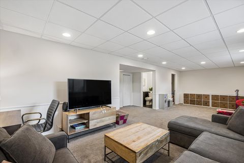 Tiny photo for 5312 HOWARD Avenue, Western Springs, IL 60558 (MLS # 12588221)