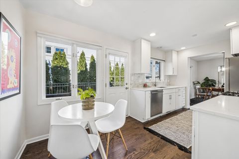 Tiny photo for 5312 HOWARD Avenue, Western Springs, IL 60558 (MLS # 12588221)