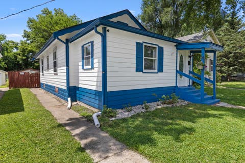 Photo of 635 16th Street, Rockford, IL 61104 (MLS # 12713357)