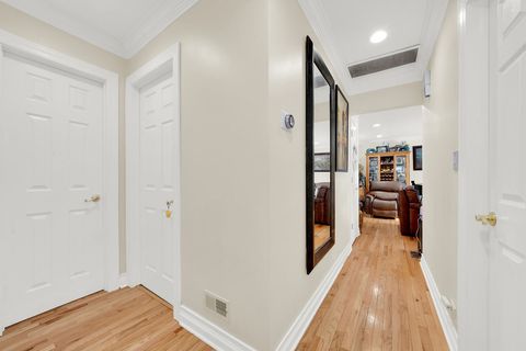 Tiny photo for 664 E Oakton Street, Des Plaines, IL 60018 (MLS # 12533862)