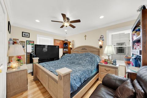 Tiny photo for 664 E Oakton Street, Des Plaines, IL 60018 (MLS # 12533862)