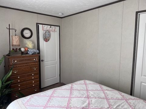 Tiny photo for 344 Seba Street, Hurst, IL 62949 (MLS # 12603670)