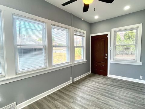 Tiny photo for 3134 N Lowell Avenue, Chicago, IL 60641 (MLS # 12492482)