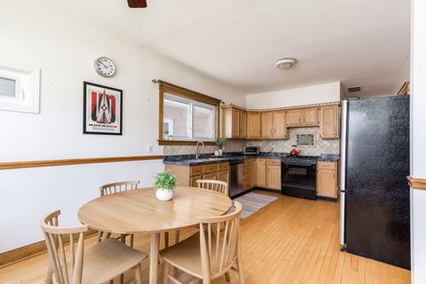 Tiny photo for 2421 Wesley Avenue, Berwyn, IL 60402 (MLS # 12639115)
