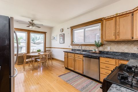 Tiny photo for 2421 Wesley Avenue, Berwyn, IL 60402 (MLS # 12639115)