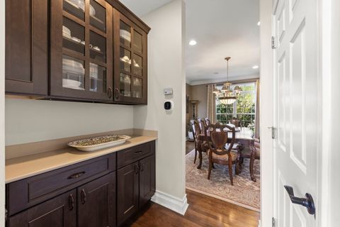 Tiny photo for 318 Erie Circle, Bloomingdale, IL 60108 (MLS # 12626228)