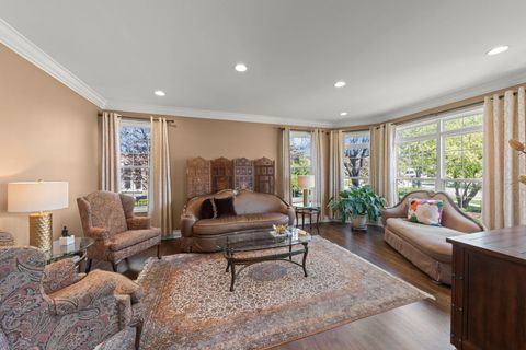 Tiny photo for 318 Erie Circle, Bloomingdale, IL 60108 (MLS # 12626228)