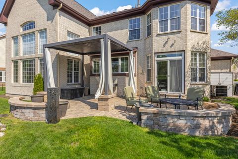 Tiny photo for 318 Erie Circle, Bloomingdale, IL 60108 (MLS # 12626228)
