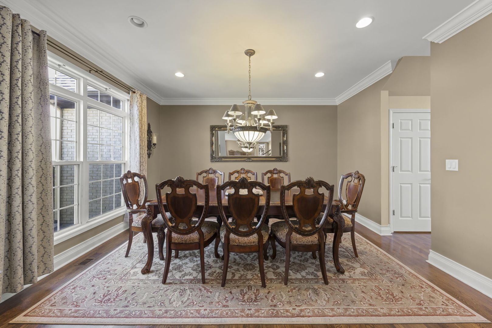 318 Erie Circle