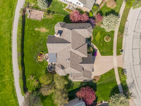 Tiny photo for 318 Erie Circle, Bloomingdale, IL 60108 (MLS # 12626228)