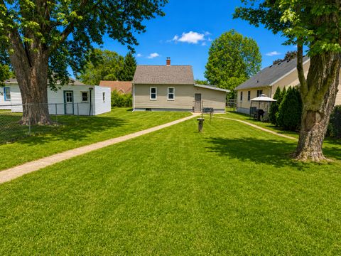 Tiny photo for 1309 13th Avenue, Sterling, IL 61081 (MLS # 12654578)