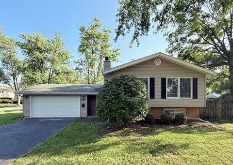 Photo of 1041 Coach Road, Homewood, IL 60430 (MLS # 12472795)