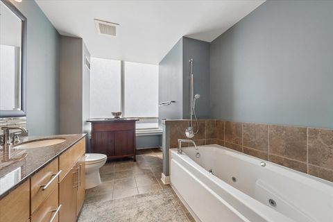 Tiny photo for 505 N MCCLURG Court #2905, Chicago, IL 60611 (MLS # 12628568)