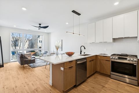 Tiny photo for 4208 S Calumet Avenue #301, Chicago, IL 60653 (MLS # 12575503)