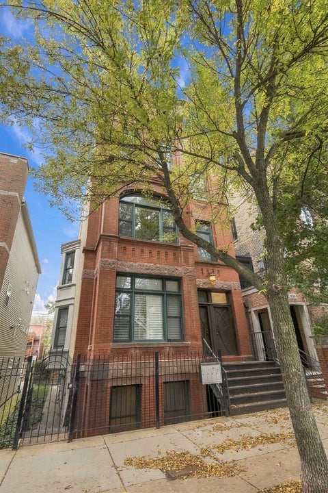 Tiny photo for 1432 N Mohawk Street #G, Chicago, IL 60610 (MLS # 12784751)