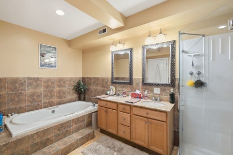 Tiny photo for 1432 N Mohawk Street #G, Chicago, IL 60610 (MLS # 12784751)