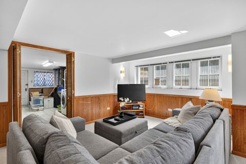 Tiny photo for 323 N Prospect Avenue, Park Ridge, IL 60068 (MLS # 12602917)