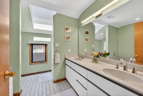 Tiny photo for 323 N Prospect Avenue, Park Ridge, IL 60068 (MLS # 12602917)