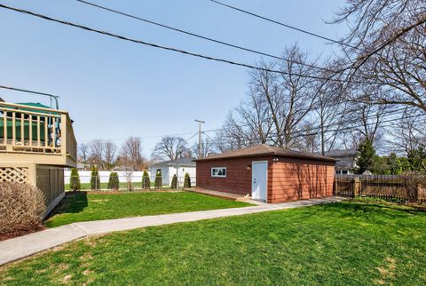Tiny photo for 323 N Prospect Avenue, Park Ridge, IL 60068 (MLS # 12602917)