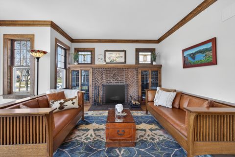 Tiny photo for 323 N Prospect Avenue, Park Ridge, IL 60068 (MLS # 12602917)