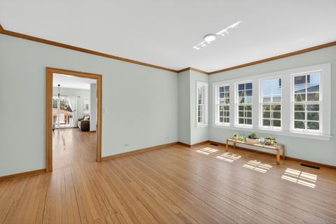 Tiny photo for 323 N Prospect Avenue, Park Ridge, IL 60068 (MLS # 12602917)