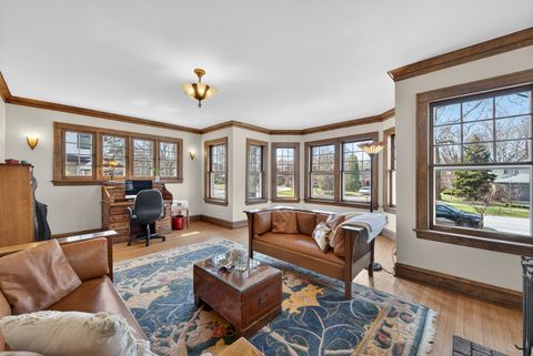 Tiny photo for 323 N Prospect Avenue, Park Ridge, IL 60068 (MLS # 12602917)