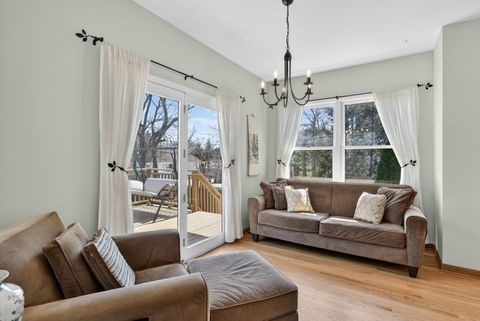 Tiny photo for 323 N Prospect Avenue, Park Ridge, IL 60068 (MLS # 12602917)