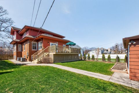 Tiny photo for 323 N Prospect Avenue, Park Ridge, IL 60068 (MLS # 12602917)